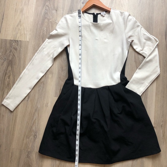 Aritzia Wilfred size 6 cocktail dress - Picture 3 of 4